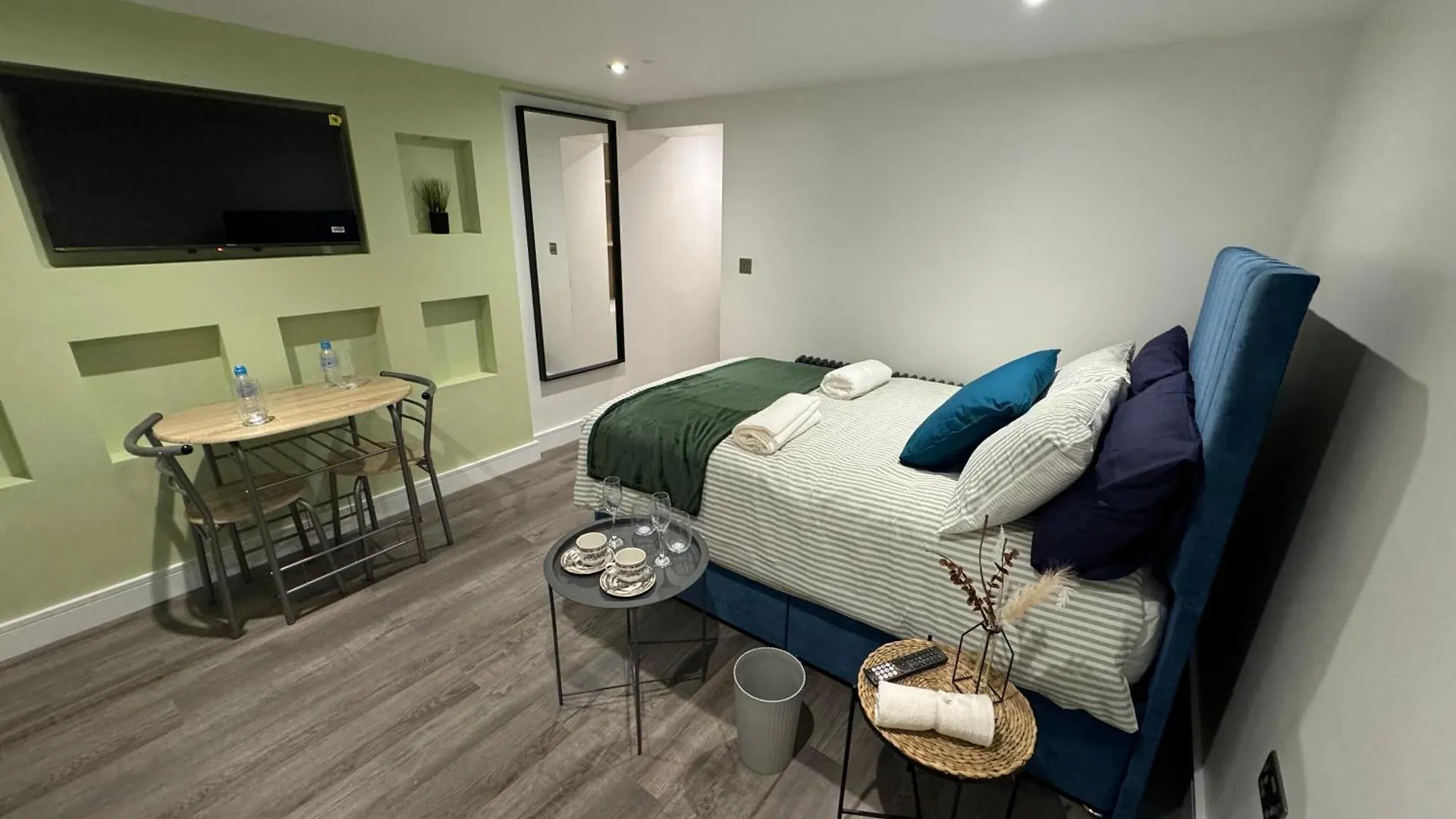 Southgate Luxury Apartments Elland