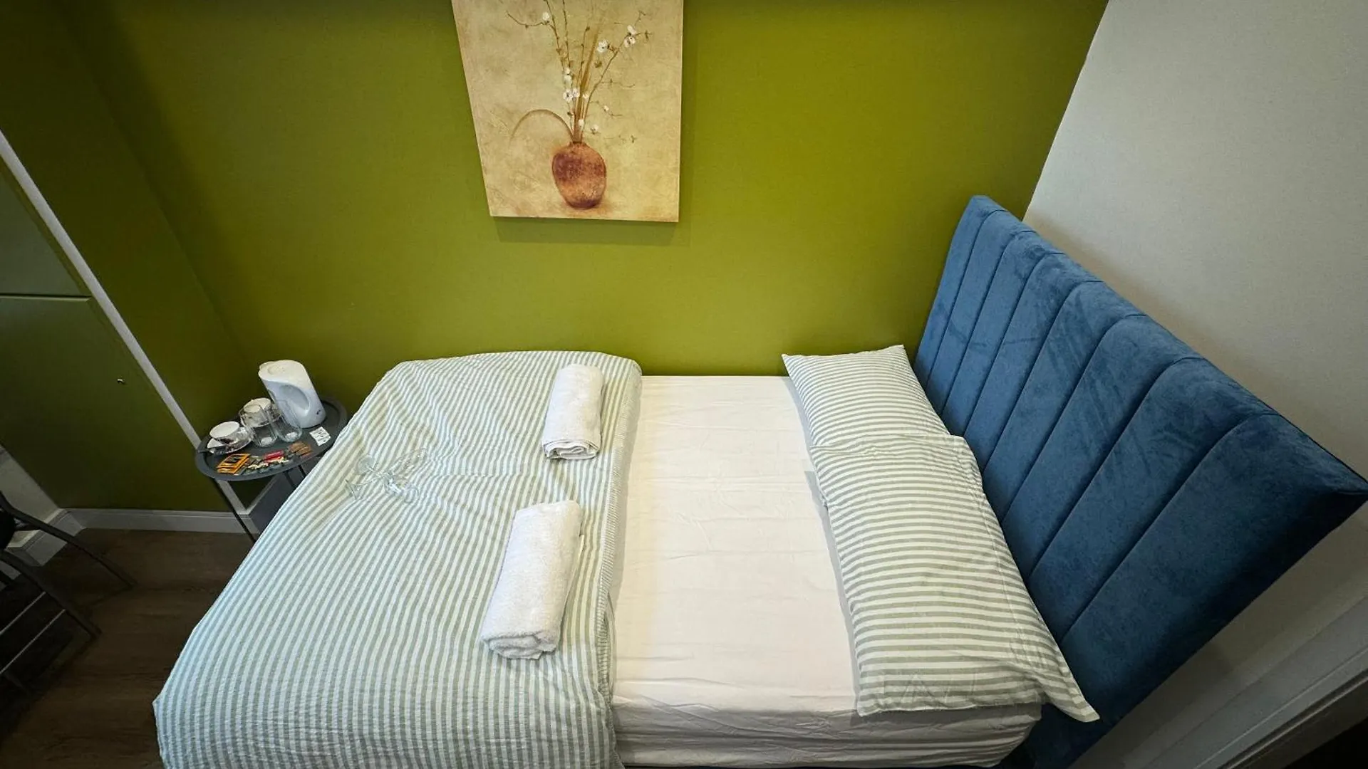 Southgate Luxury Apartments Elland 0*,  영국