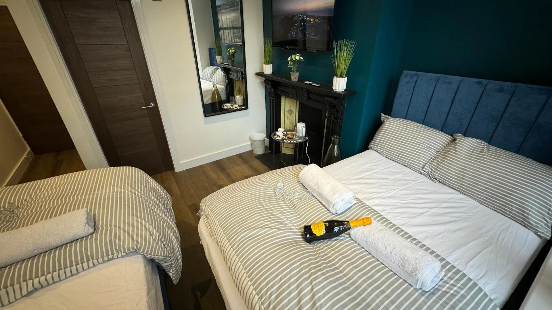 Southgate Luxury Apartments Elland