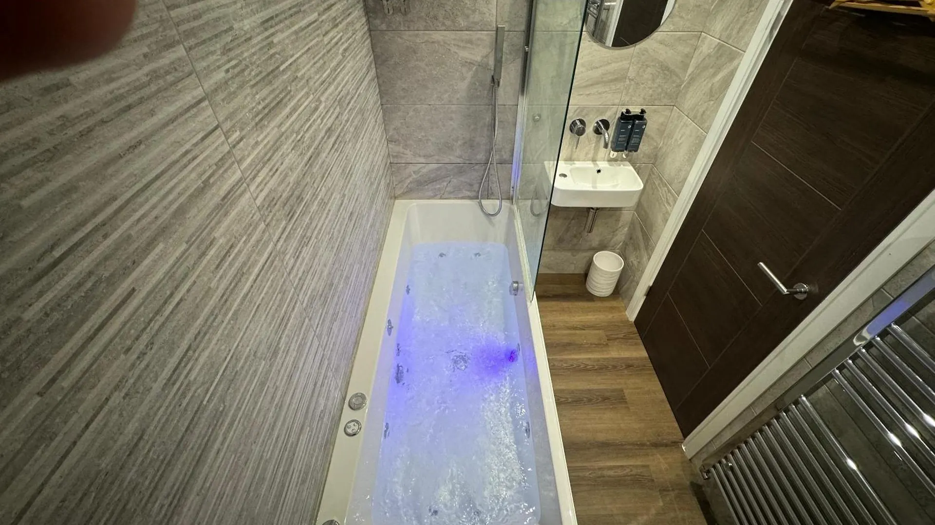 Southgate Luxury Apartments Elland