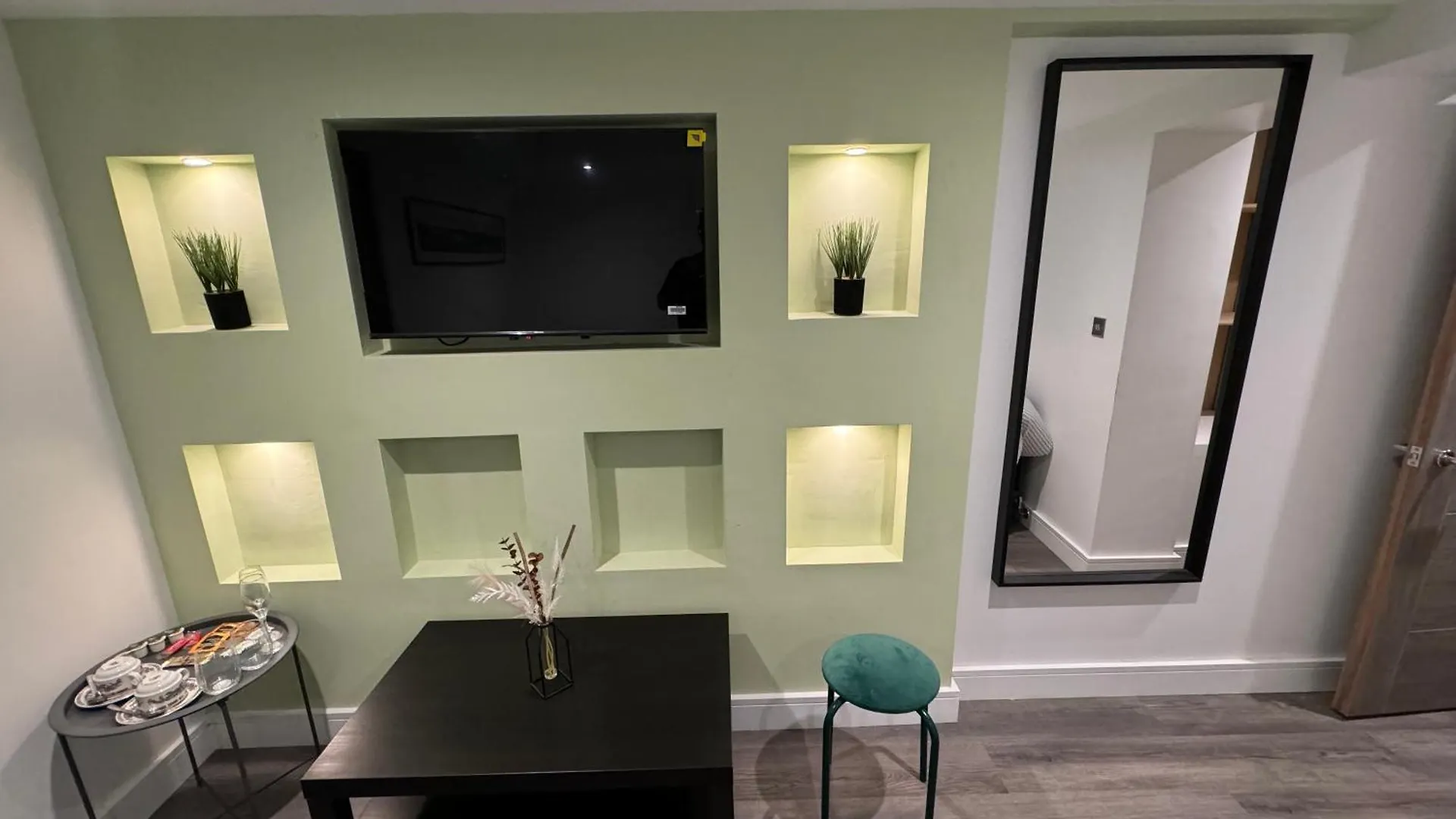 Southgate Luxury Apartments Elland