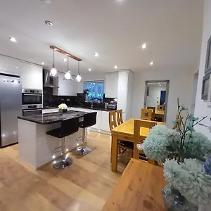  Holiday home Turners Escape